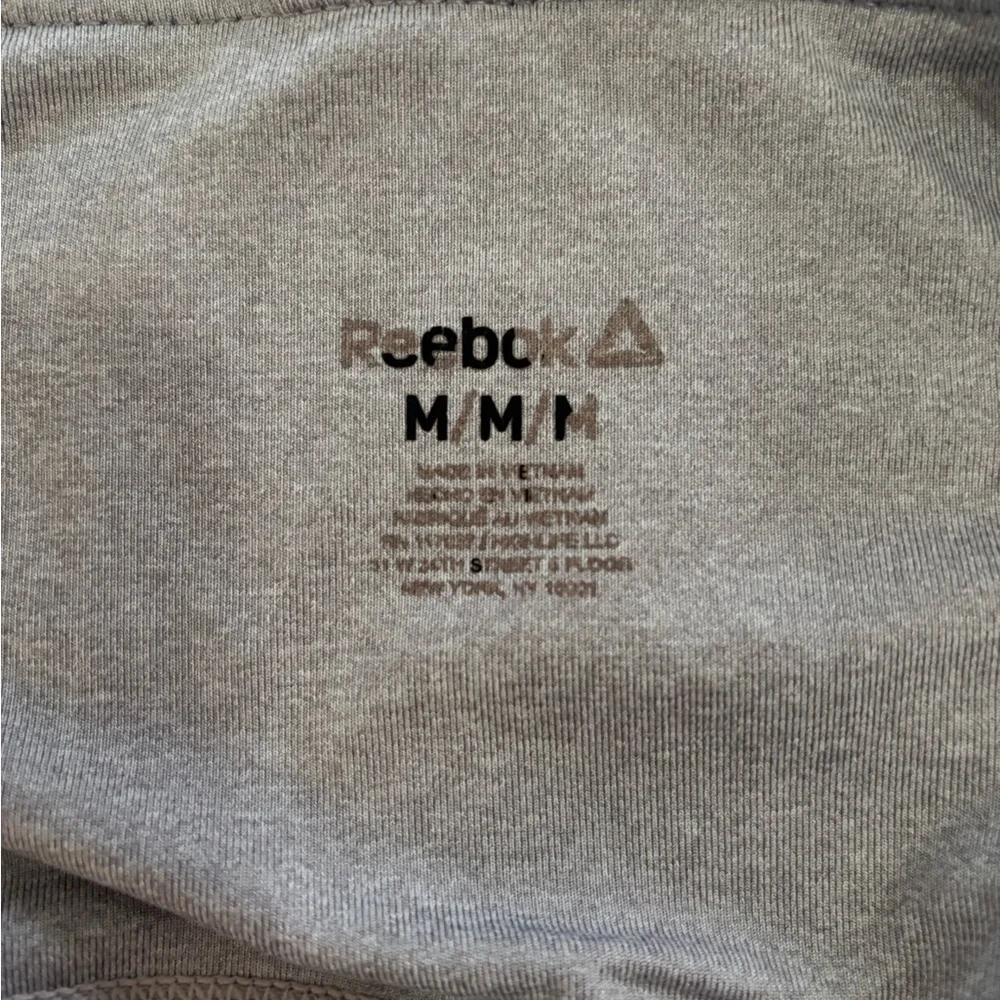 Reebok Gray Leggings Athletic Wear - Picture 3 of 3